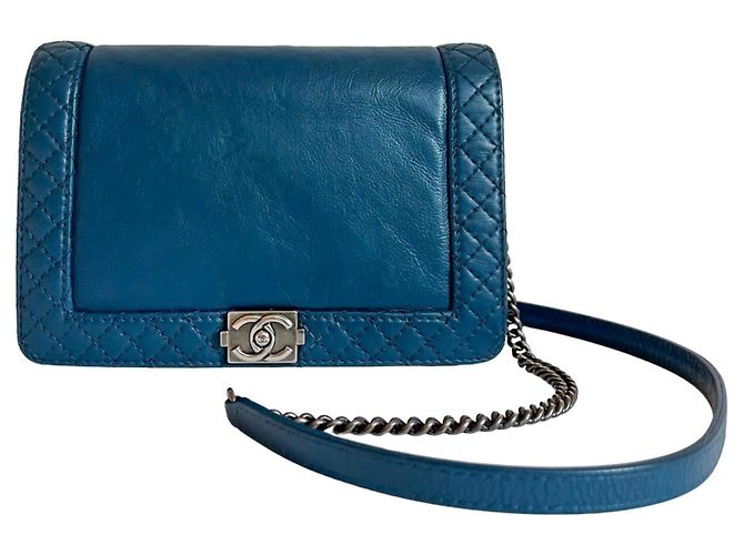 Chanel Boy Handtasche dunkelblau Leder