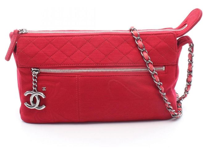 Bolso de mano matelassé rojo Chanel Roja