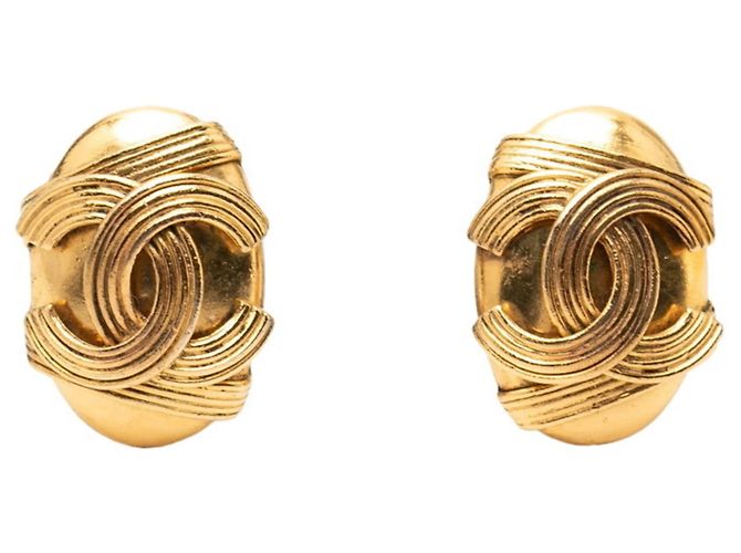 Timeless Vintage Oval Ohrringe Chanel Coco Mark Golden