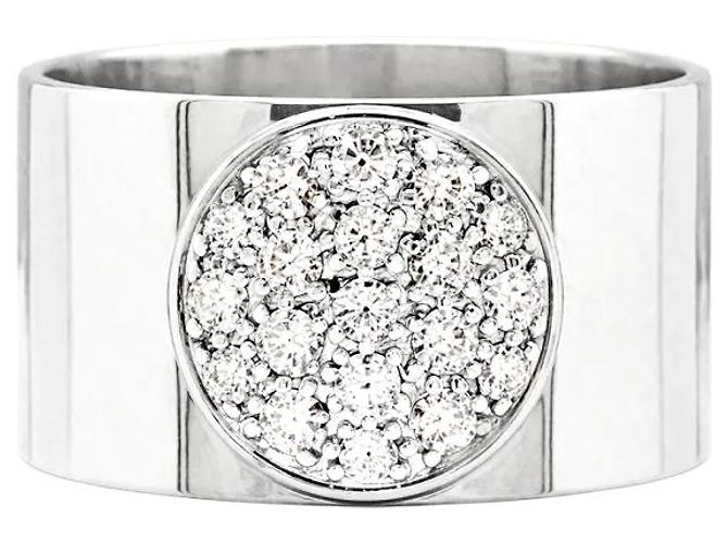 Anel Dinh Van, "Anthea", ouro branco e diamantes.