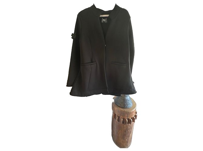 Autre Marque Schwarze Jacke mit Rüschen und Schleifendetail