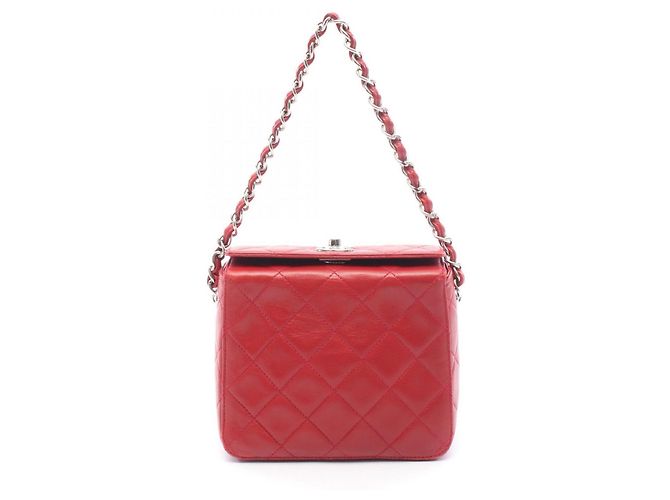 Chanel Matelassé Handtasche aus rotem Lammleder