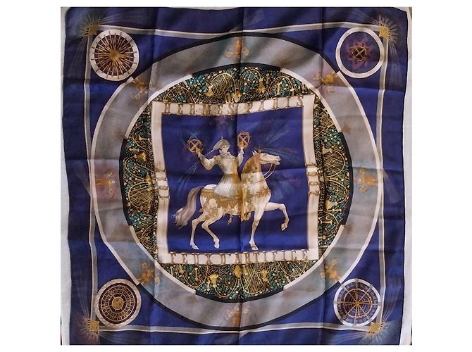 Lenço de seda Hermès azul e dourado Branco Multicor