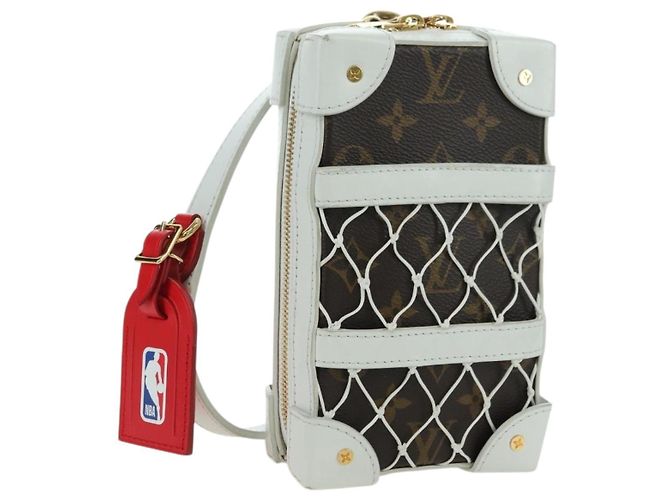 LOUIS VUITTON Monogram NBA Soft Trunk Scatola per Telefono Borsa Bianca M80102 Auth 175616SAM Bianco Monogramma
