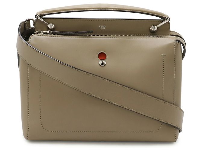 Sac à main en cuir Fendi / Sac à épaule en grisâtre