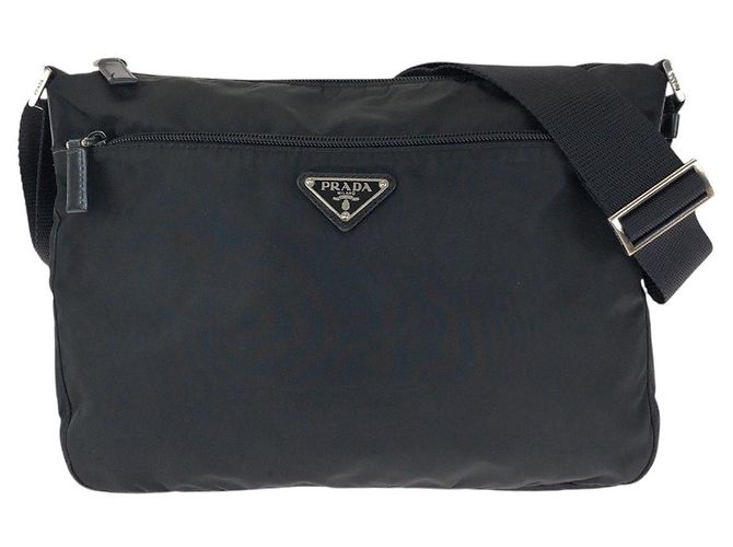 Bolsa de ombro Prada em nylon tessuto com logo triangular Preto