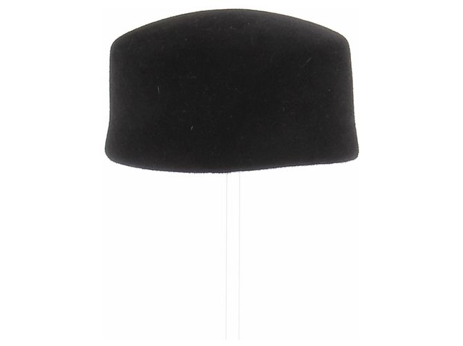 Autre Marque Cappello nero MAISON KRASNOVA 