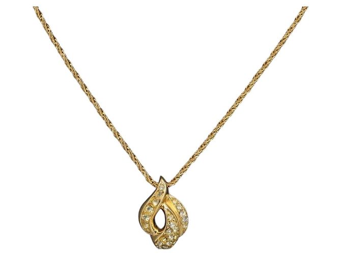 Collar Christian Dior de metal dorado Auth ka3902