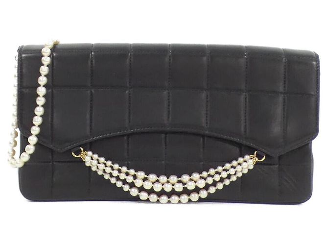 Borsa a Spalla in Pelle di Agnello Chanel Nero Gold hardware