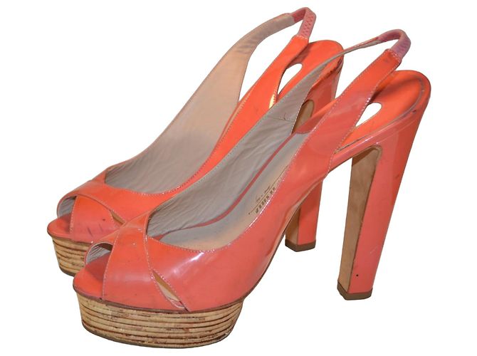 Le Silla Sandalen rosa Lackleder Größe 40 Pink