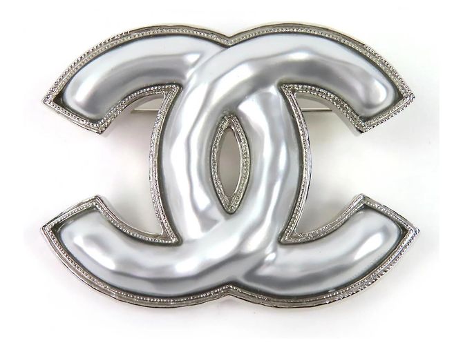 Timeless Spilla Chanel B25C Coco Mark CC Logo in Argento