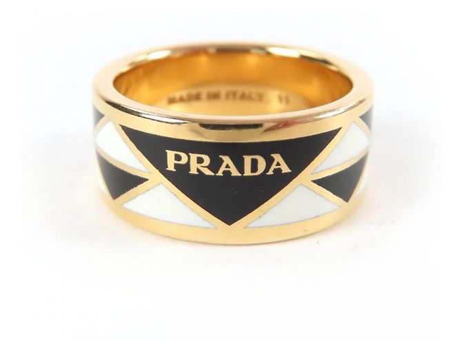 Prada Dreieckslogo Ring Schwarz Weiß Golden 