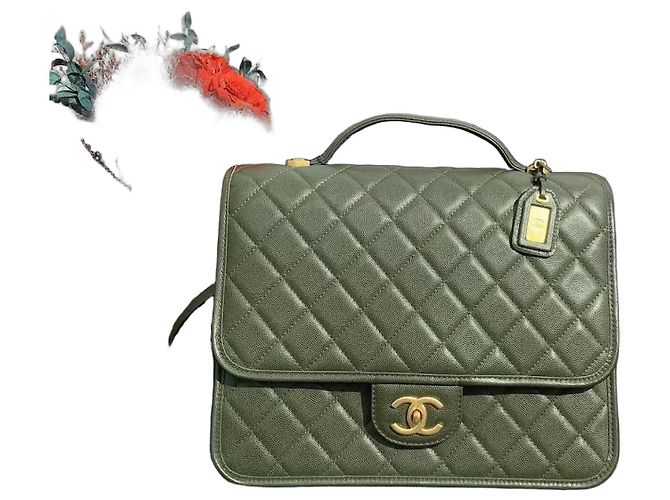 Chanel 22K Umhängetasche grün Leder