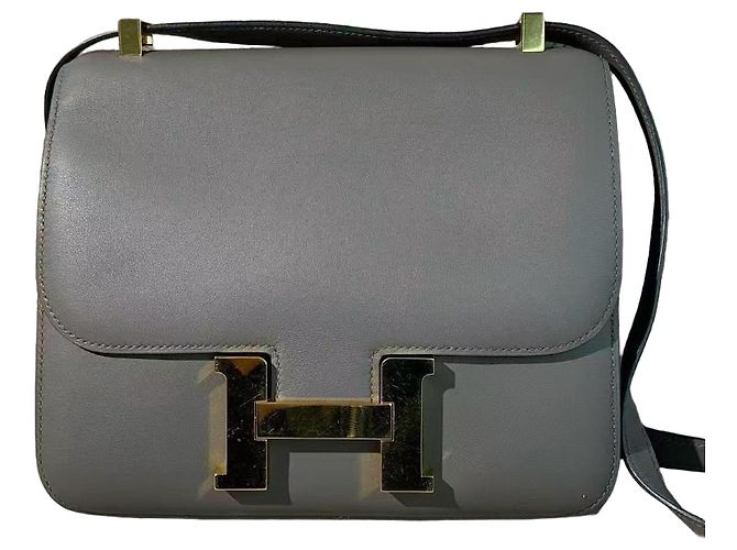 Bolsa Hermès Constance 23 em couro Swift cinza