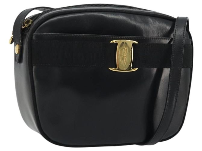Borsa a Spalla Vala in Pelle Nera e Oro Salvatore Ferragamo Auth ka4046 Nero D'oro