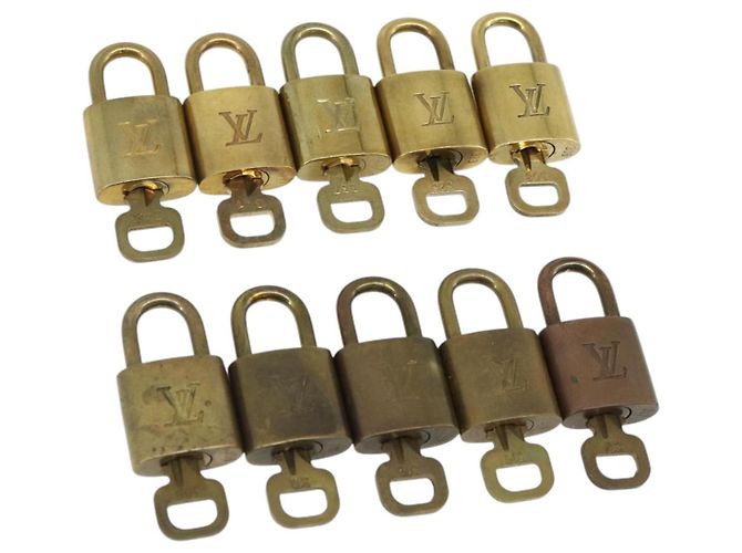 LOUIS VUITTON Padlock 10 Set Padlock metal Gold LV Auth ti3909 Golden