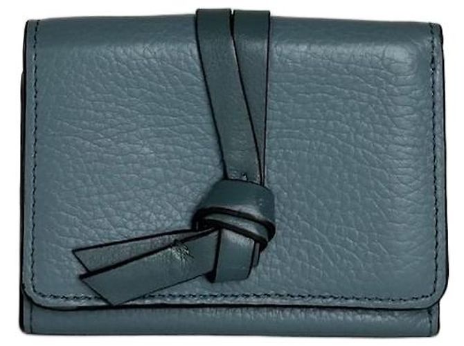 Chloé Carteira compacta em couro texturizado vintage Chloe azul empoeirado