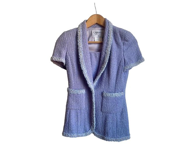 Chanel set in excellent condition Purple