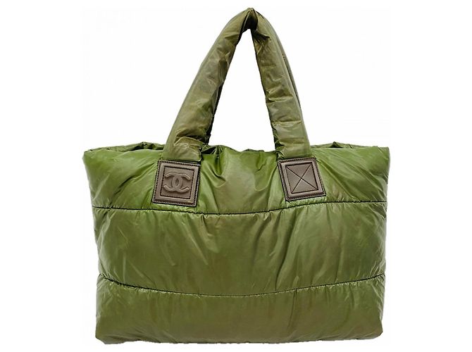 Bolso tote de nylon Coco Cocoon de Chanel Verde