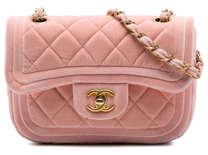Chanel Mini Flap de Terciopelo Acolchado Rosa con Doble Marco