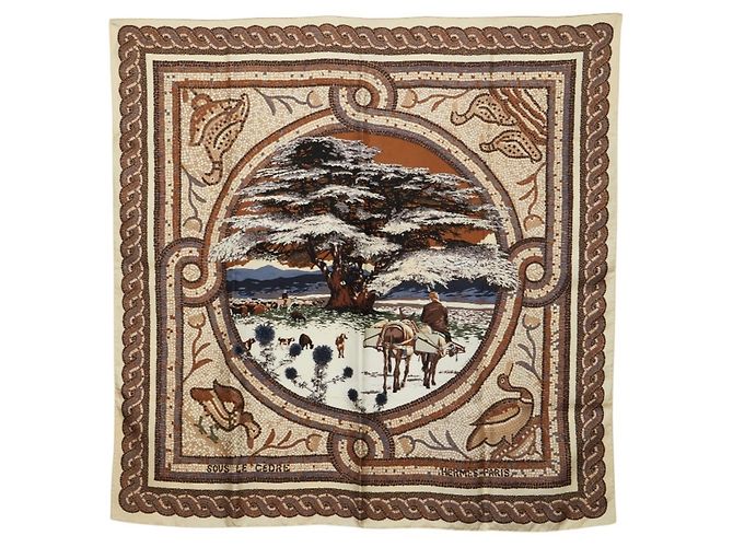 Lenço Hermès Carre 90 Sob o Guia de Marte Multicor Bege