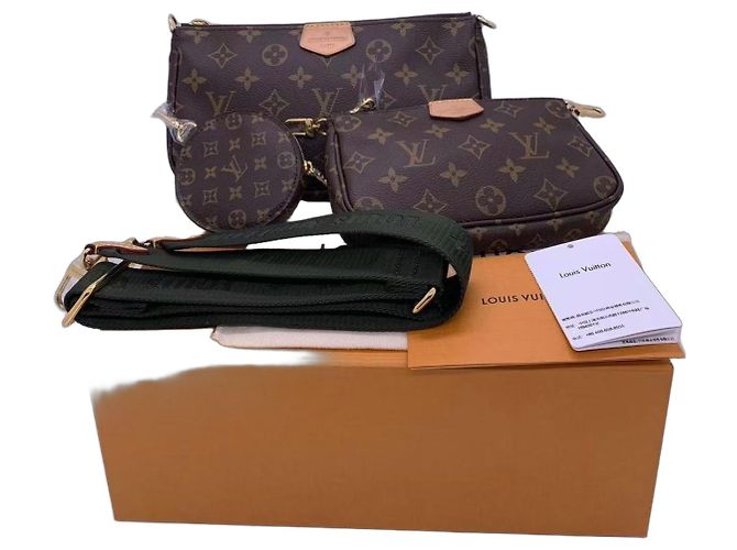 Bolsa Louis Vuitton de couro marrom