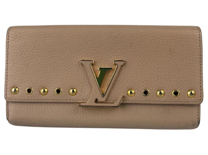 Cartera Larga Louis Vuitton Capucines Beige