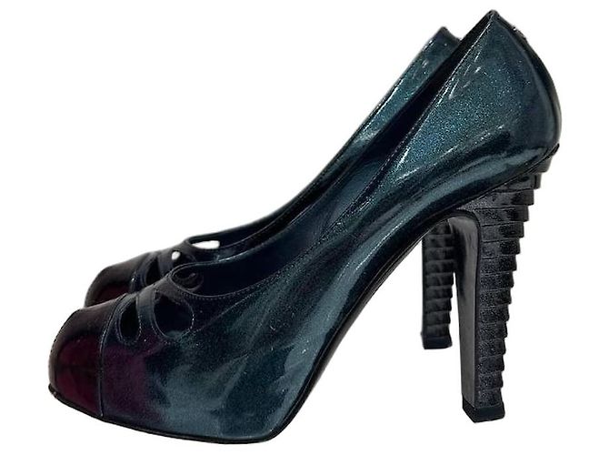 Timeless Chanel Lackleder-Pumps Größe 39 Gebraucht