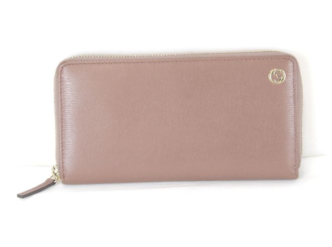 Cartera larga entrelazada Gucci en gris beige y rosa