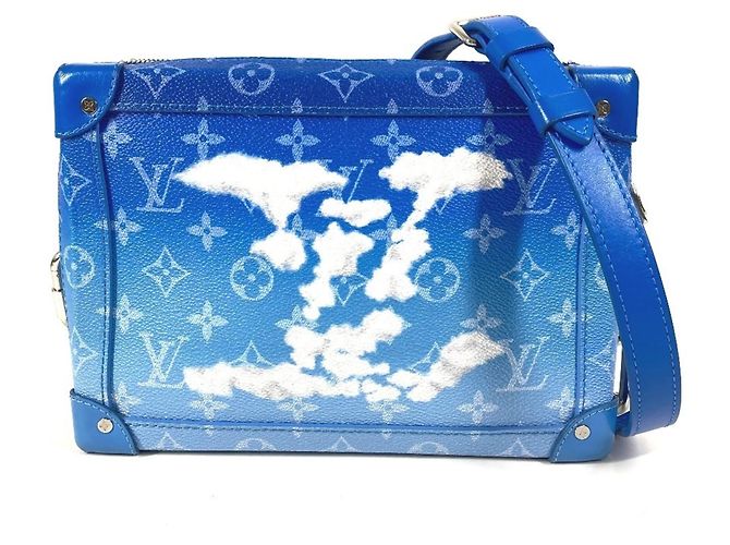 Bolso de Hombro Soft Trunk Monogram Clouds de Louis Vuitton Blanco Azul