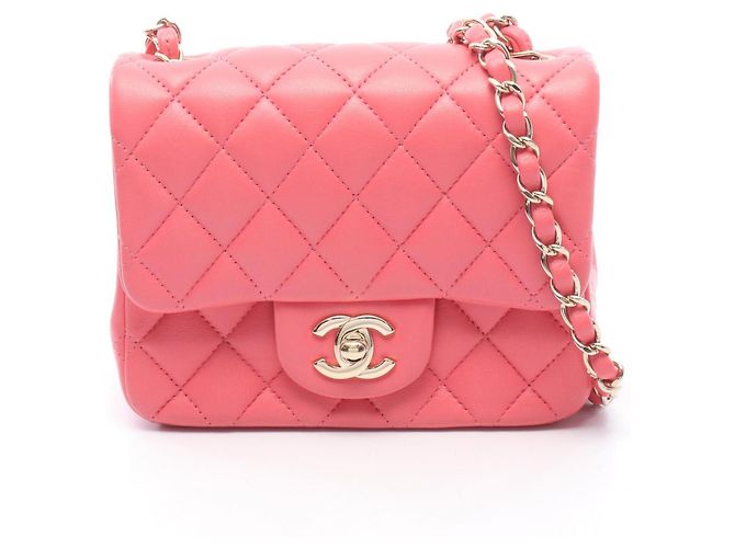 Bolso de Hombro Chanel Mini Matelassé de Piel de Cordero Rosa