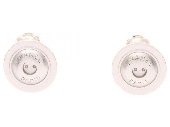 Boucles d'oreilles clips en acier inoxydable argenté Chanel