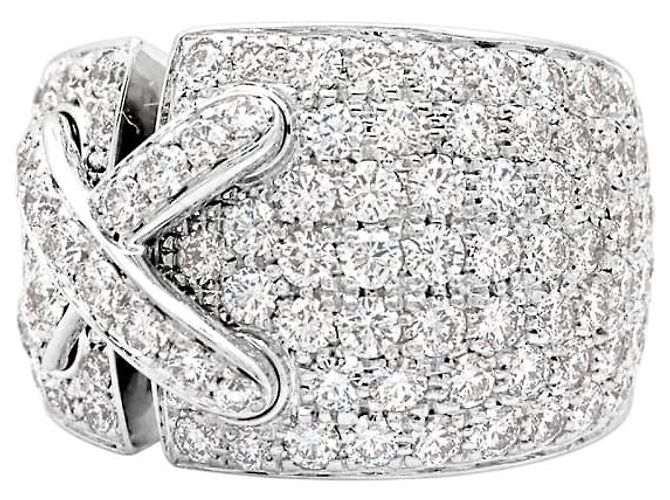 Anillo Chaumet, "Liens XL", oro blanco, diamantes.