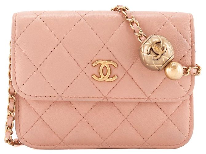 CHANEL - Bolsa de Ombro Wallet On Chain Mini Chanel em couro liso rosa