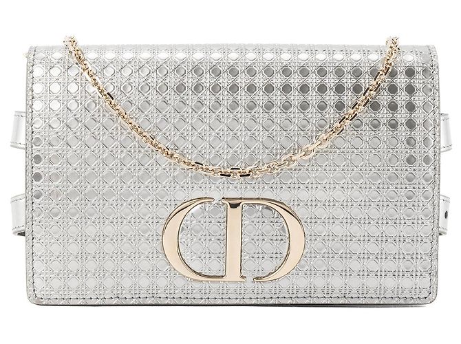 DIOR - Bolsa Clutch Montaigne em Couro Micro Cannage Prateado Metálico