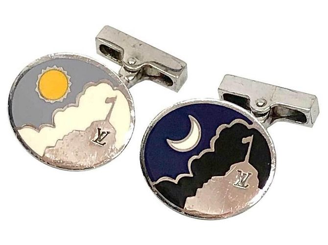 Gemelli Louis Vuitton, design "Budou Manchette" che presenta il sole e la luna, in argento sterling per uomini.