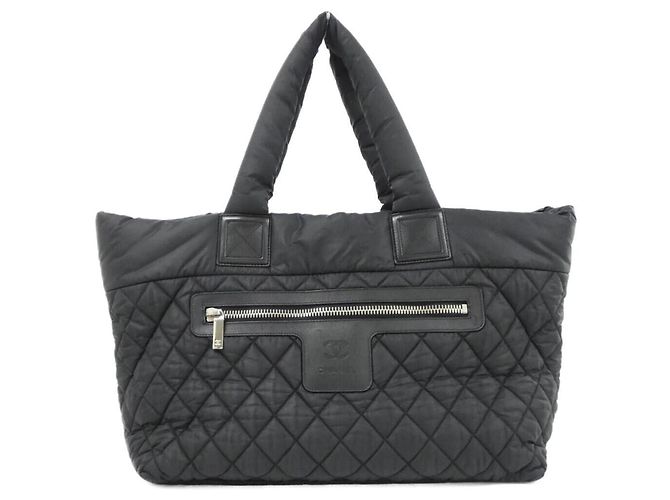 Borsa della linea Coco Cocoon di Chanel Nero