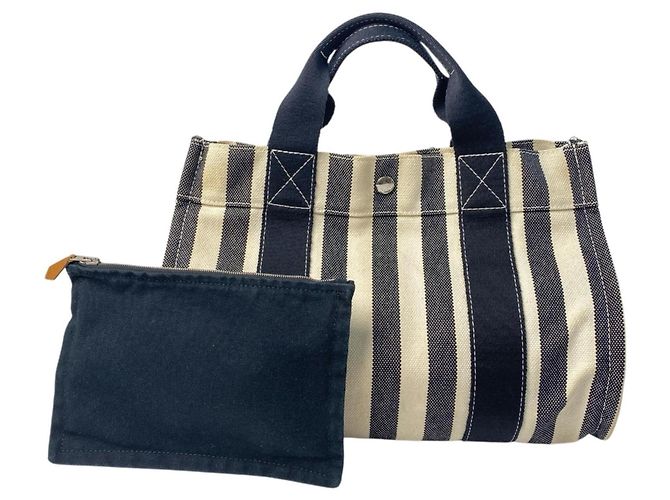 Bolsa tote em canvas Cannes PM da Hermès com bolsa para mulheres Preto