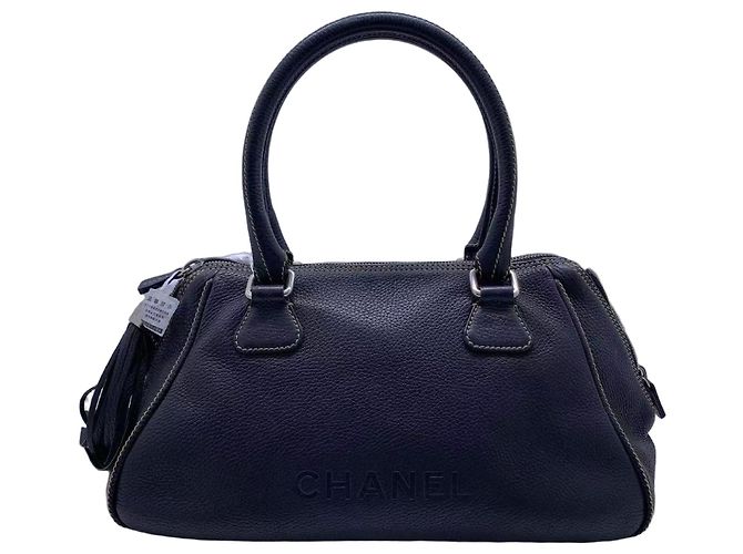 Borsa Chanel in pelle nera stile dumpling bowling Nero