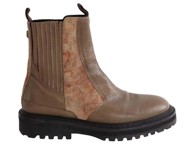 Claris Virot Boots kaki