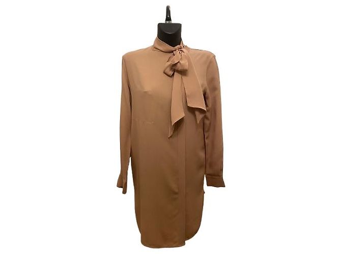 Céline Abito in seta sabbia Celine con lavallière