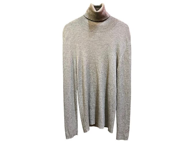 Grauer Wollpullover mit Rollkragen von Chanel