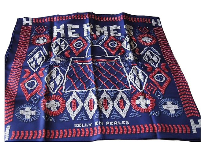 Hermès Lenço Gigante Kelly em Pérolas 140x140 de seda Multicor