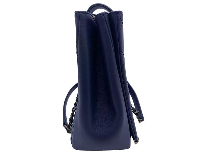 Borsa Chanel Mumbai in pelle blu con tracolla