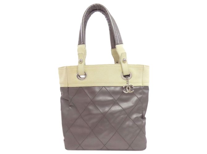 Chanel Paris Biarritz PM Handtasche Silber Weiß