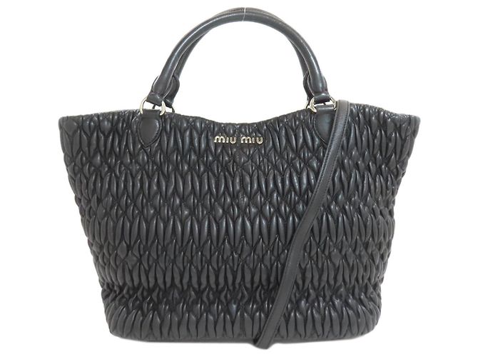 Bolsa Miu Miu Matelassé 2 em 1 Preto