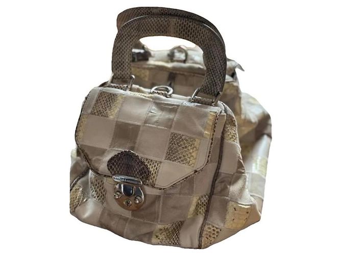 Edição Limitada "Patchwork Exótico" Bolsa "Bowling Bag" Conversível Exclusiva da Dolce & Gabbana. Bege Taupe Castanho claro