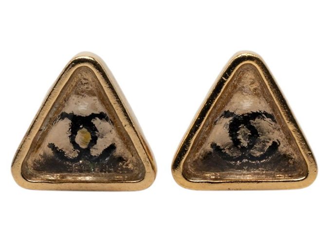 Pendientes Triángulo Logo Coco Mark de Chanel Dorado