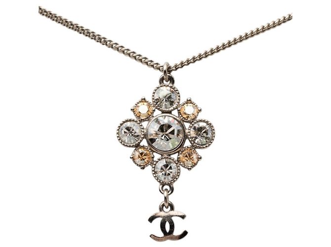 Collar Colgante de Cadena Coco Mark de Chanel Plata