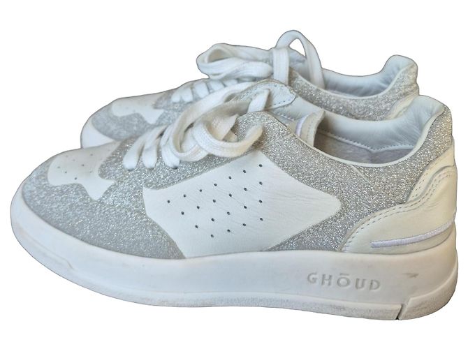 Ghoud Sneaker Weiß und Silber